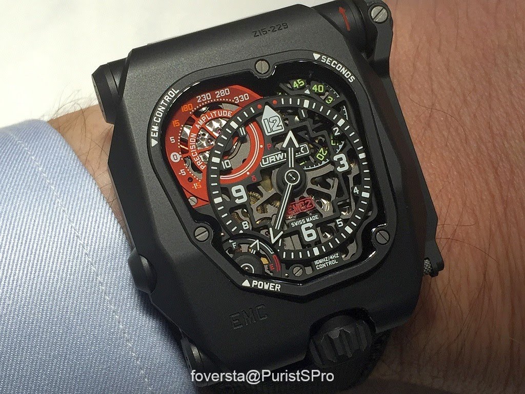 Watch Review: Urwerk EMC Time Hunter X-Ray Monitors Its Accuracy &  Amplitude | aBlogtoWatch