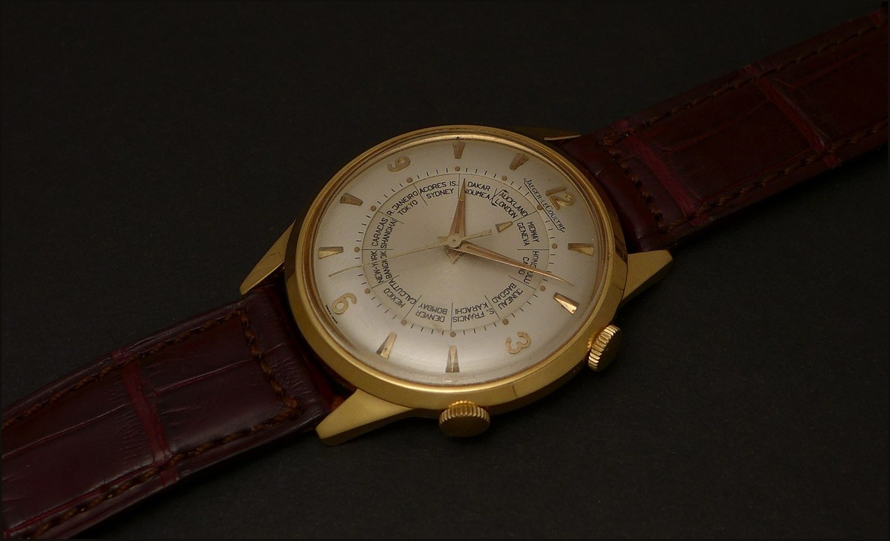 Jaeger Lecoultre Geophysic Memovox Parking and World Time 2233