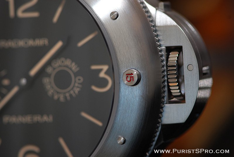 Hands on Watch review original stories on fine watches. Officine